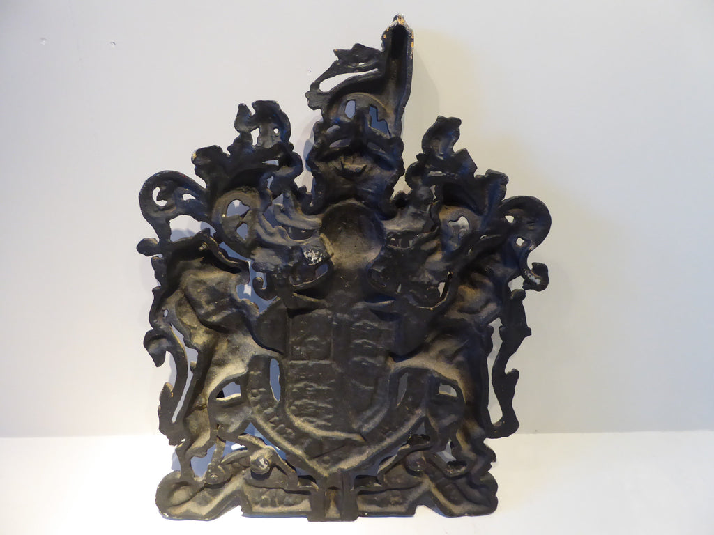 19th Century Royal Coat of Arms - Hobson May Collection - 6