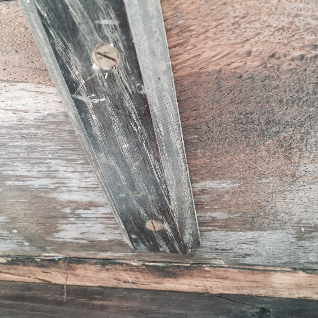 Early 18th Century Oak Gateleg Dining Table -Underside View- 6