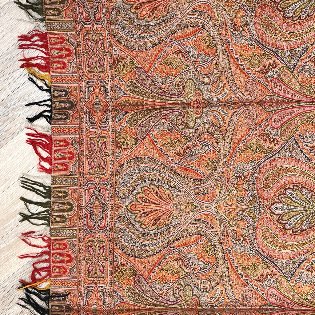 19th Century Paisley Woollen Shawl - Detail View - 4