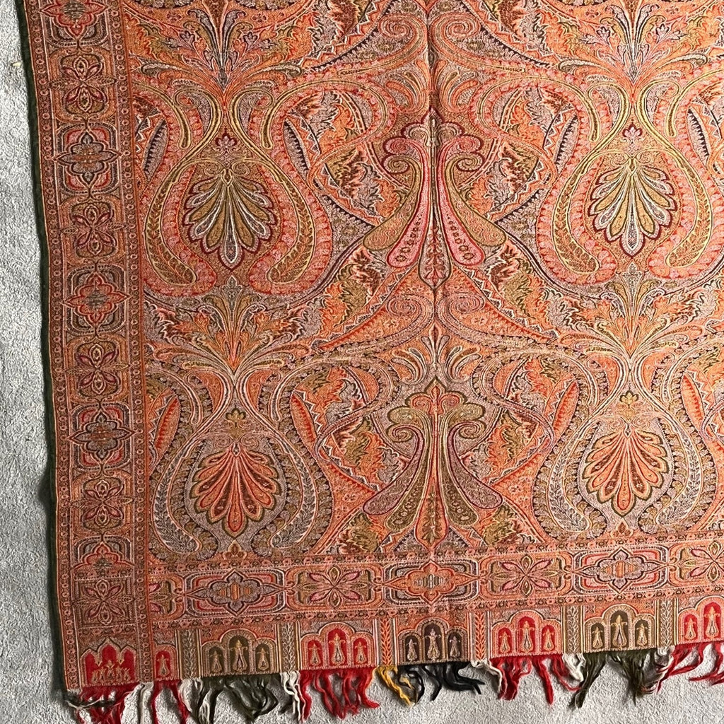 19th Century Paisley Woollen Shawl - Detail View - 5