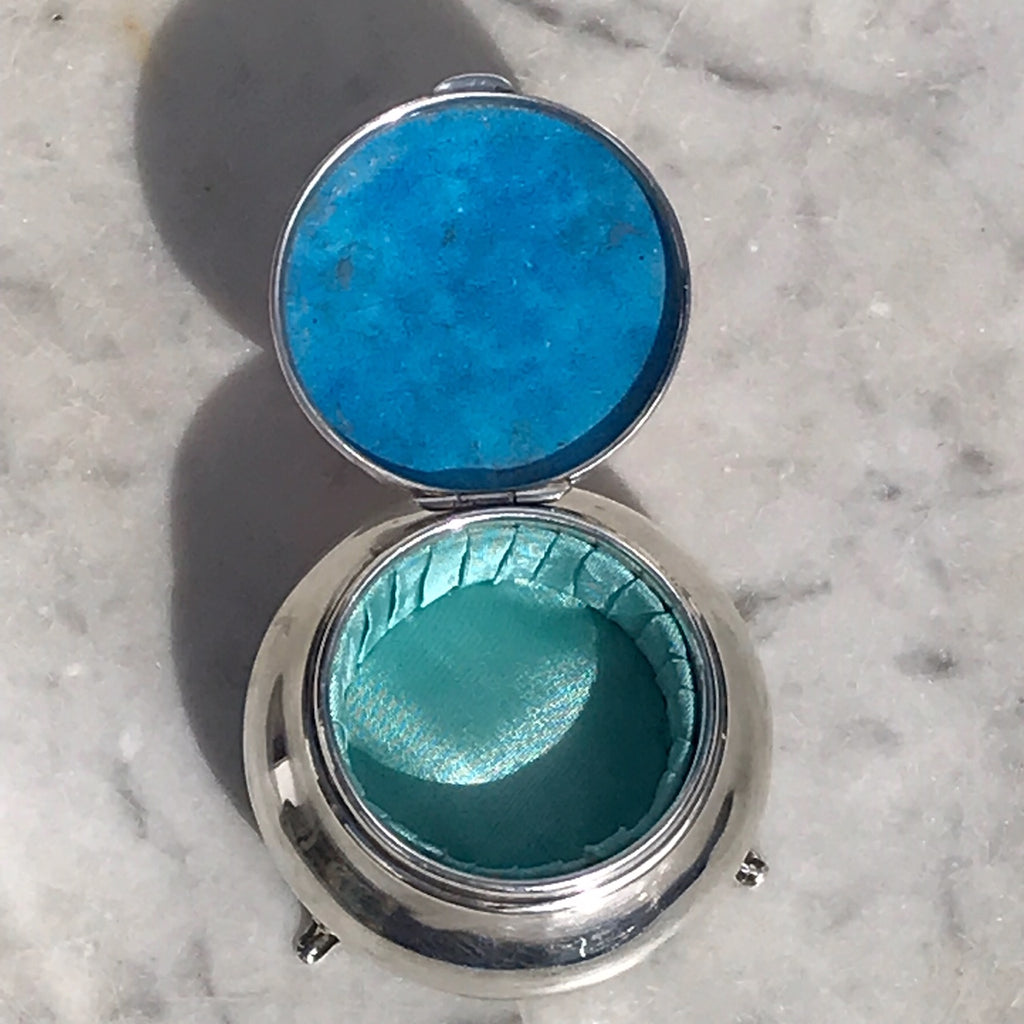 Silver & Pink Guilloche Enamel Jewel Box - Detail View - 4