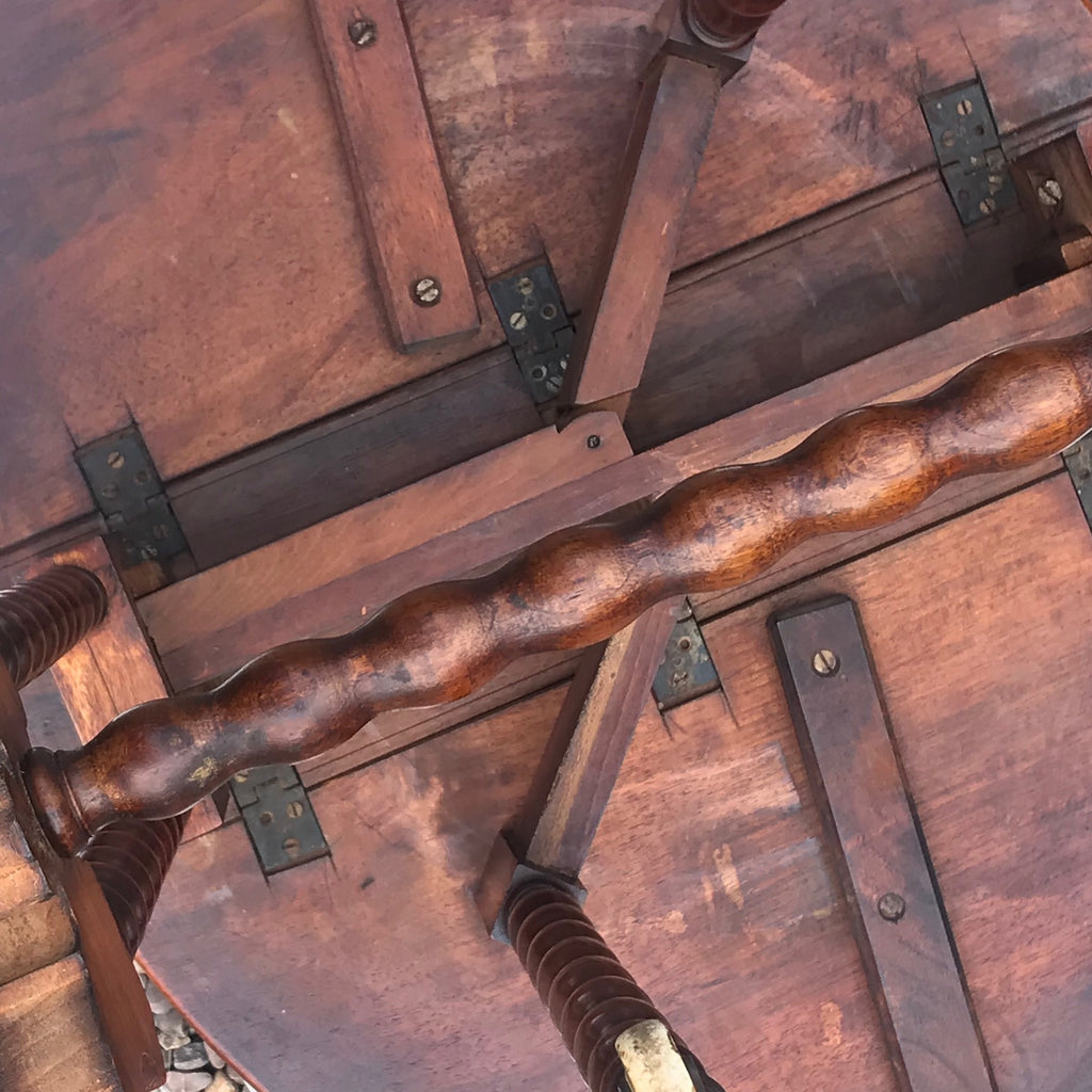 Walnut Baby Sutherland Table on Bobbin Supports - Detail View - 7