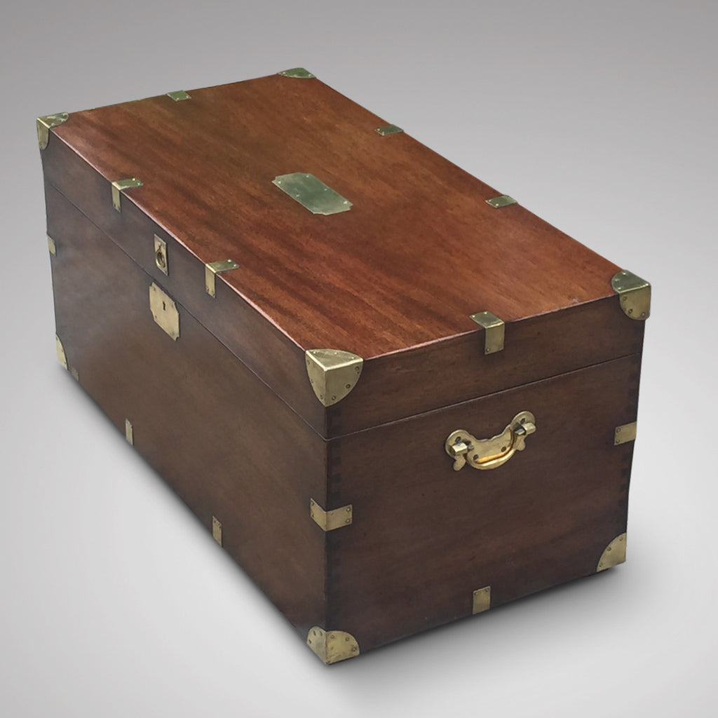 19th Century Mahogany Campaign Trunk - Side view 1