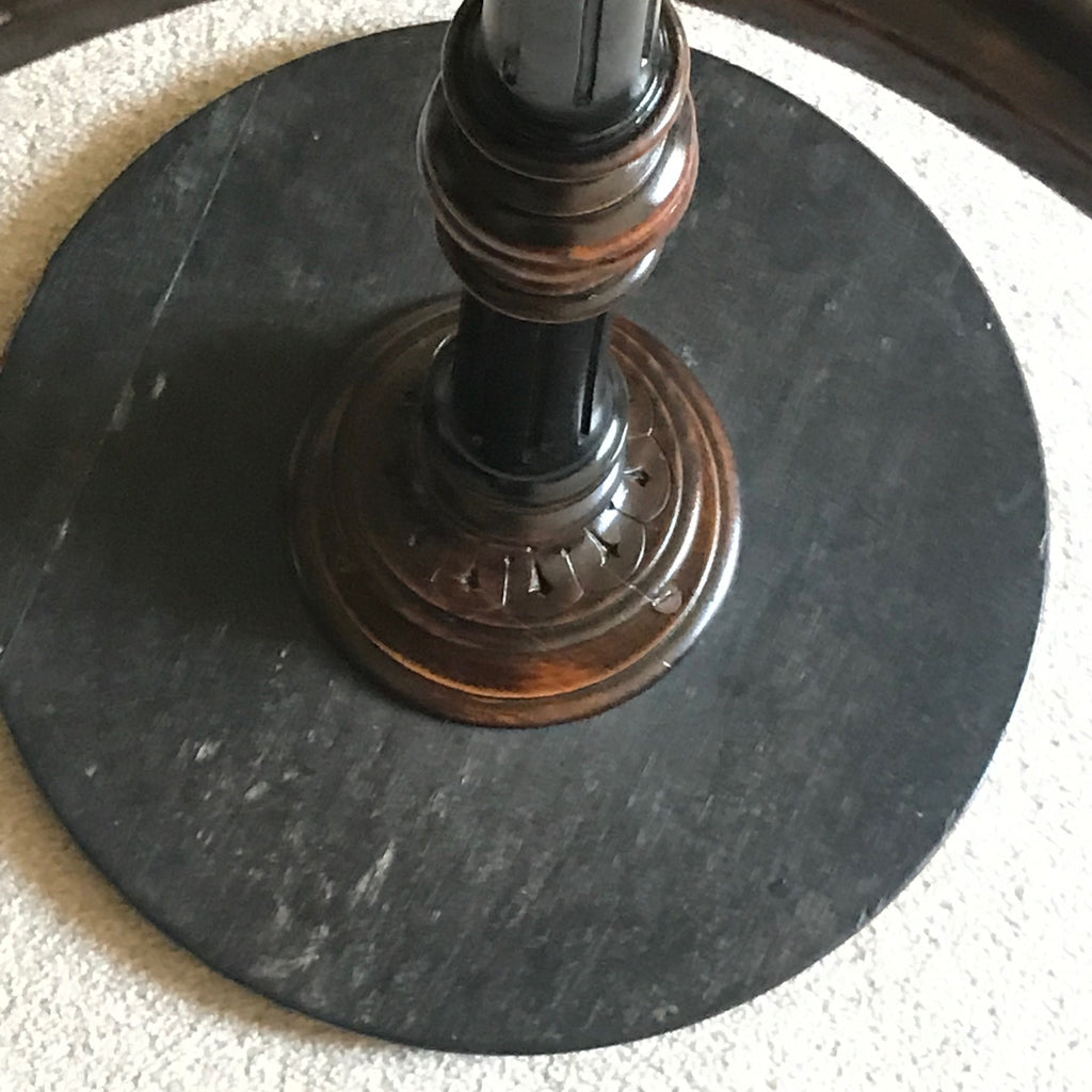 19th Century Amboyna Wine Table in the Manner of Lamb of Manchester - Detail View - 4