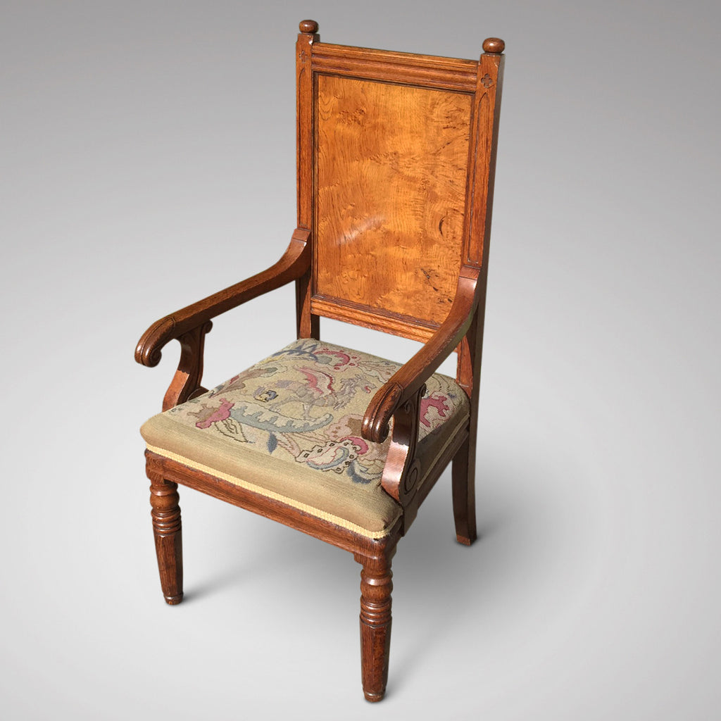 Pair of Oak Arts & Crafts Armchairs - Front & side view - 3