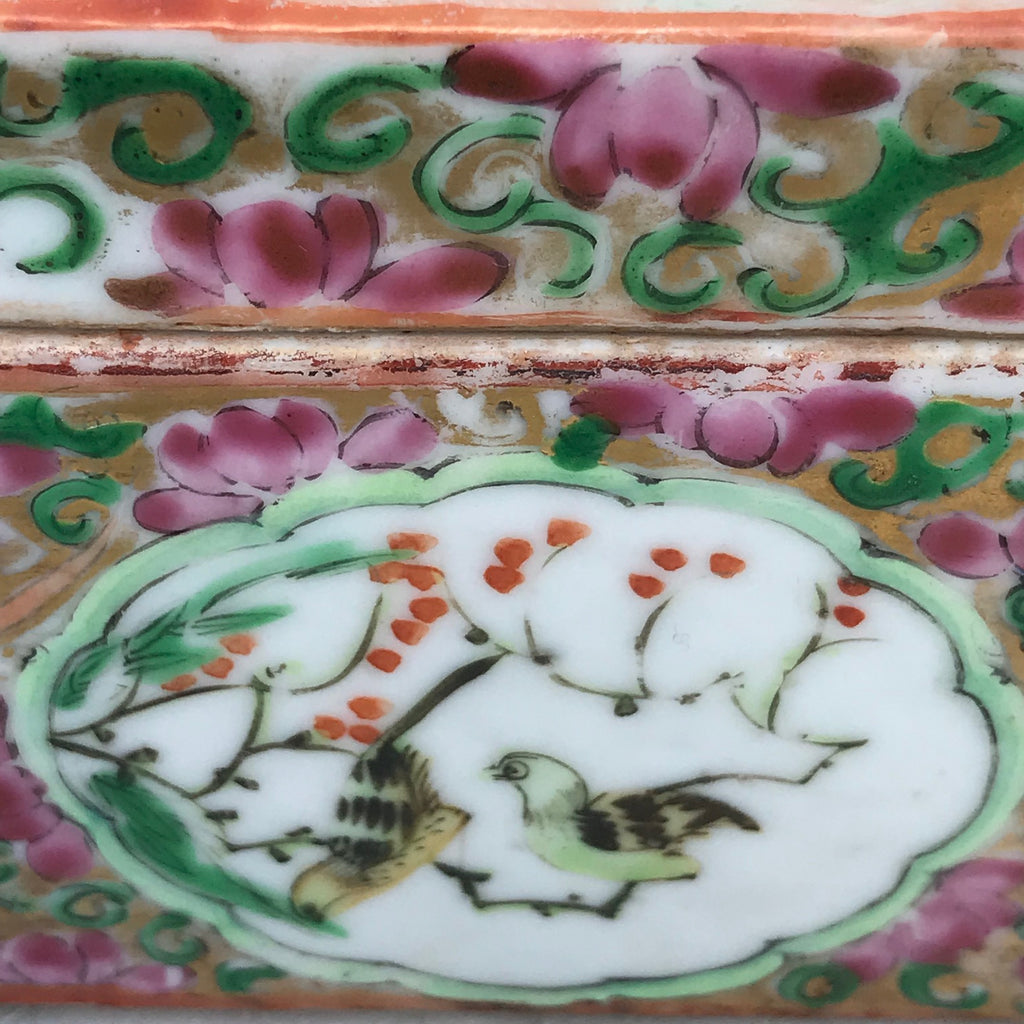 19th Century Chinese Famille Rose Pen Box & Cover - Detail View - 6