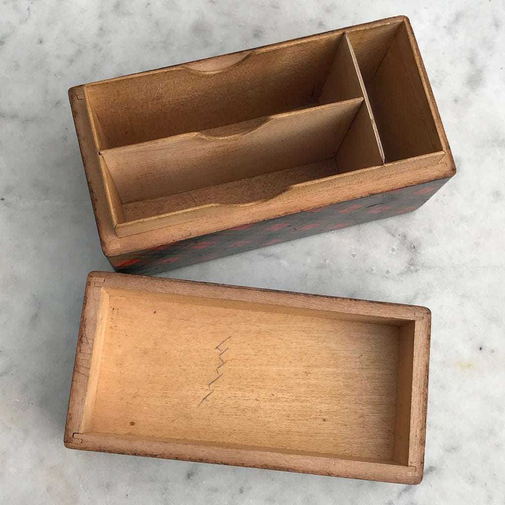 Mauchline Ware McPherson Tartan Ware Playing Card Box - Inside View -9