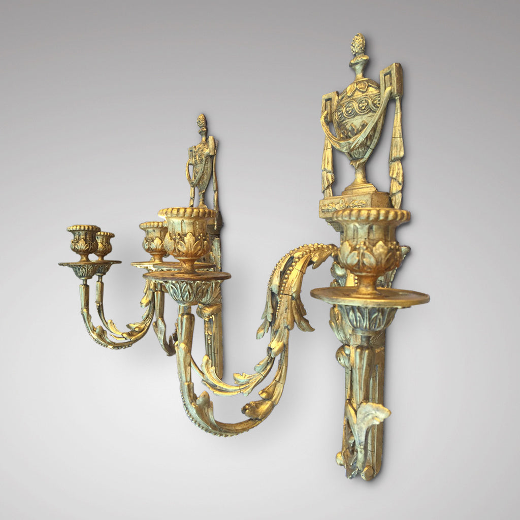 Pair of Regency Gilded Wall Sconces - Side view of the pair - 2