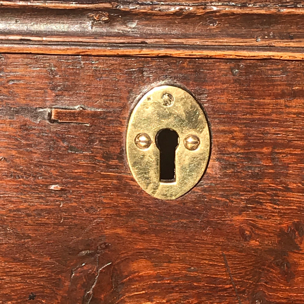 19th Century Oak Blanket Box - Detail View - 7