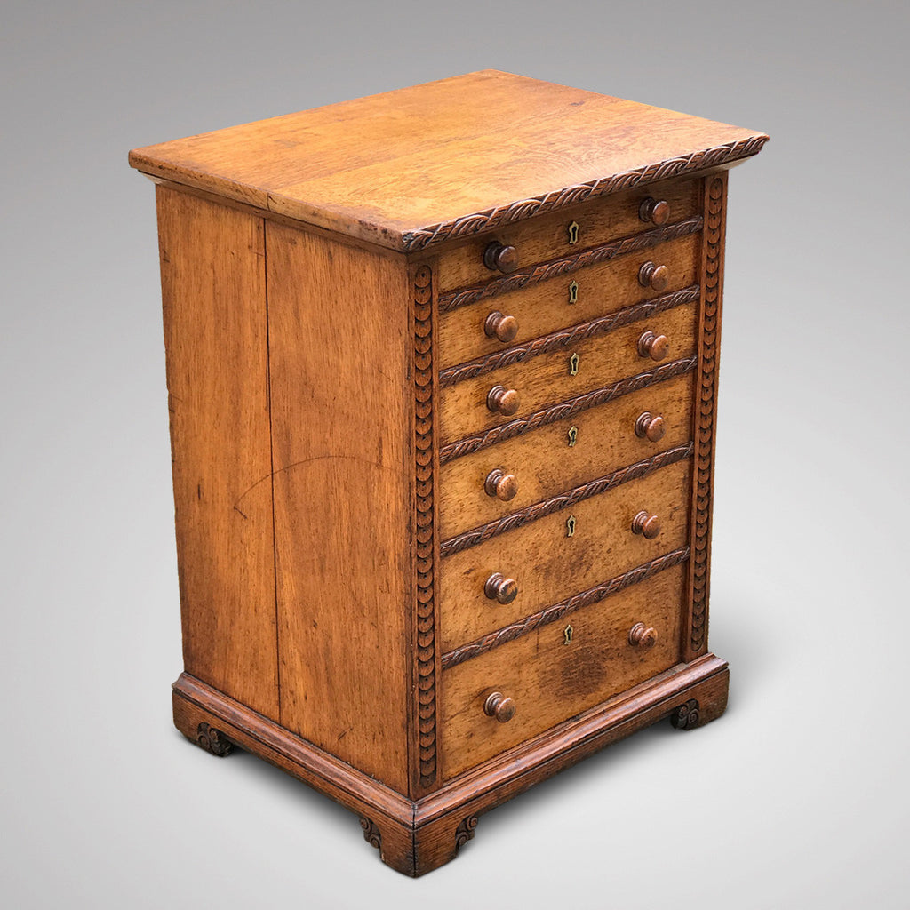 Small Arts & Crafts Oak Chest of Drawers - Side & Top View - 2