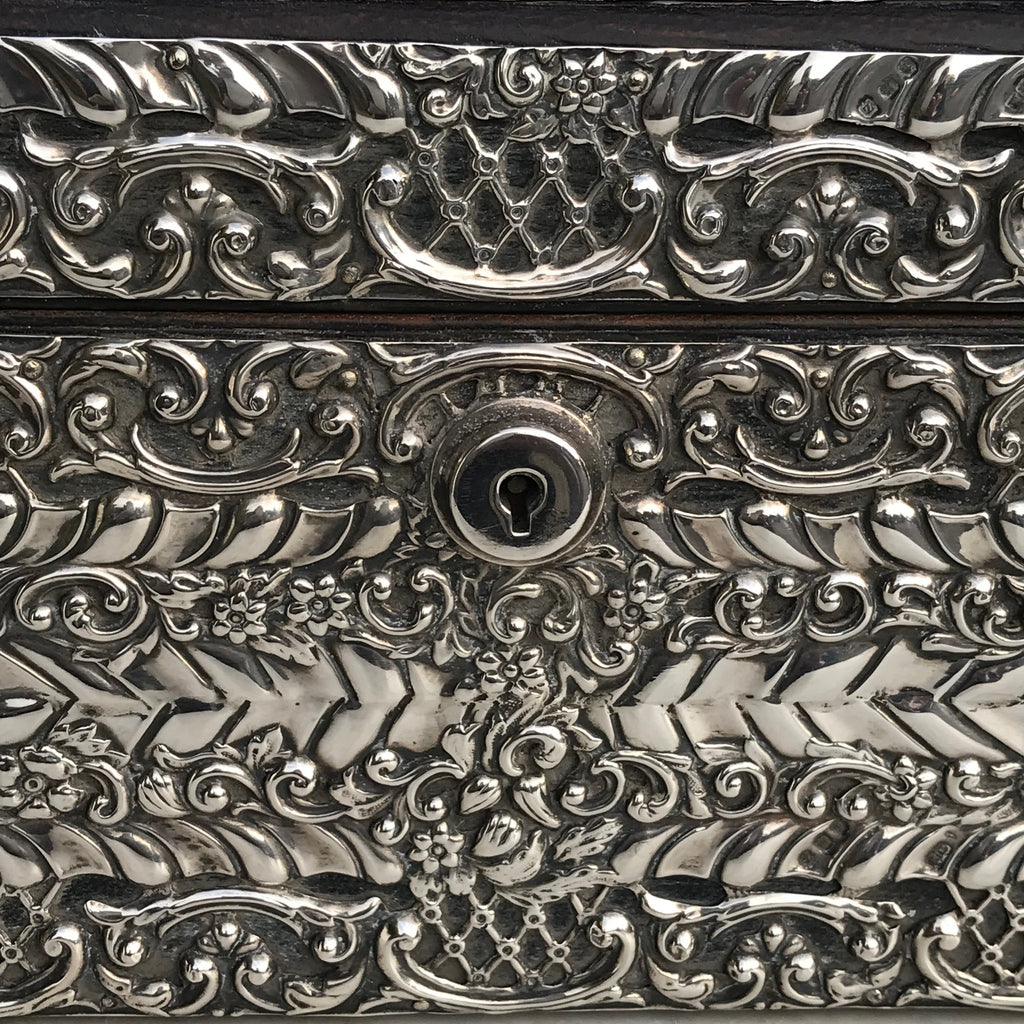Large 19th Century Silver Jewellery Box with Bramar Lock - Detail View - 5