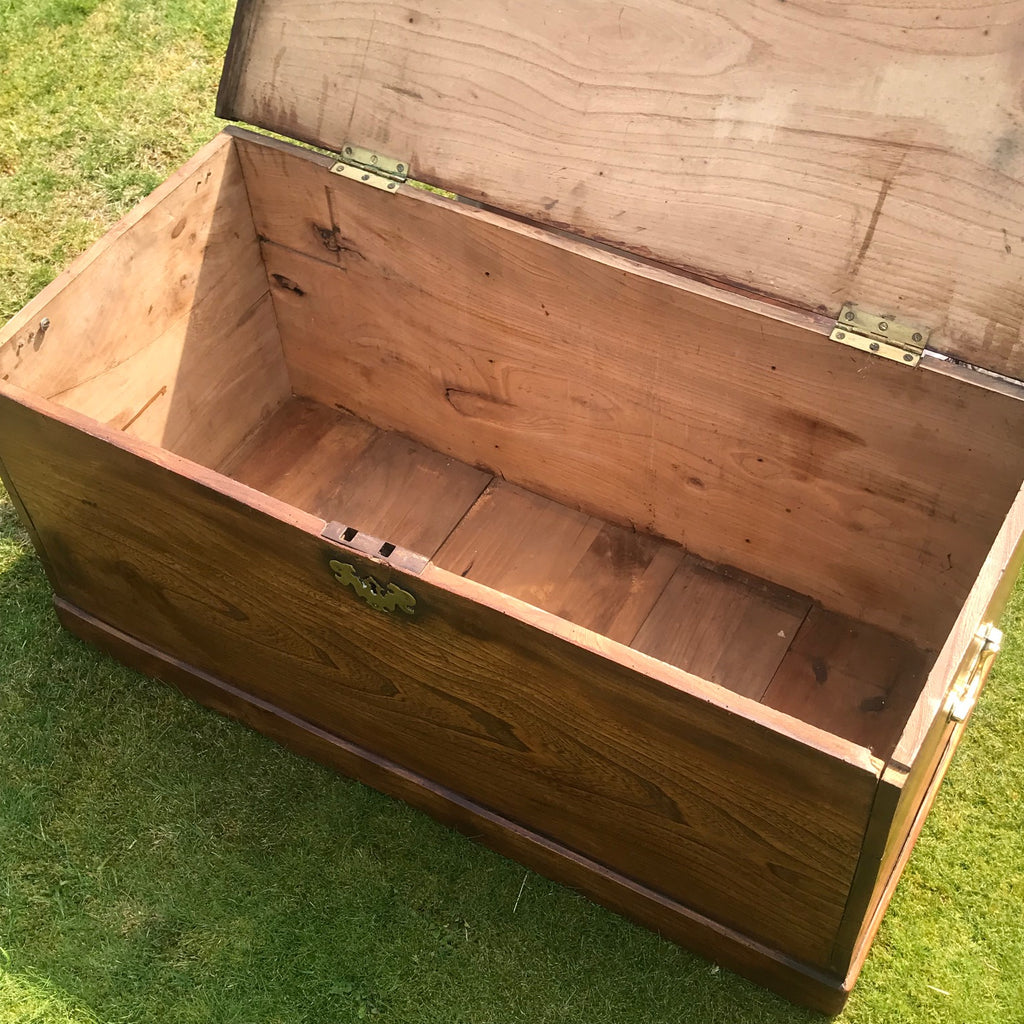 19th Century Elm Chest - Detail View - 5