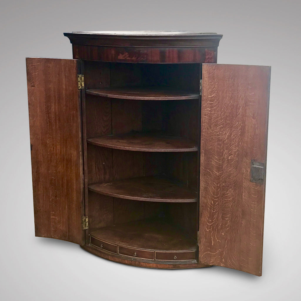 George III Bow Fronted Oak Corner Cupboard - Inside View - 2