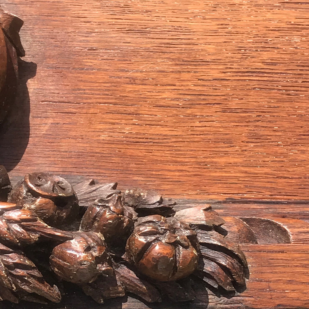 19th Century Carved Oak Pediment - Detail View - 5