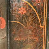 18th Century Chinoiserie Japanned Corner Cupboard - Decoration Detail - 2
