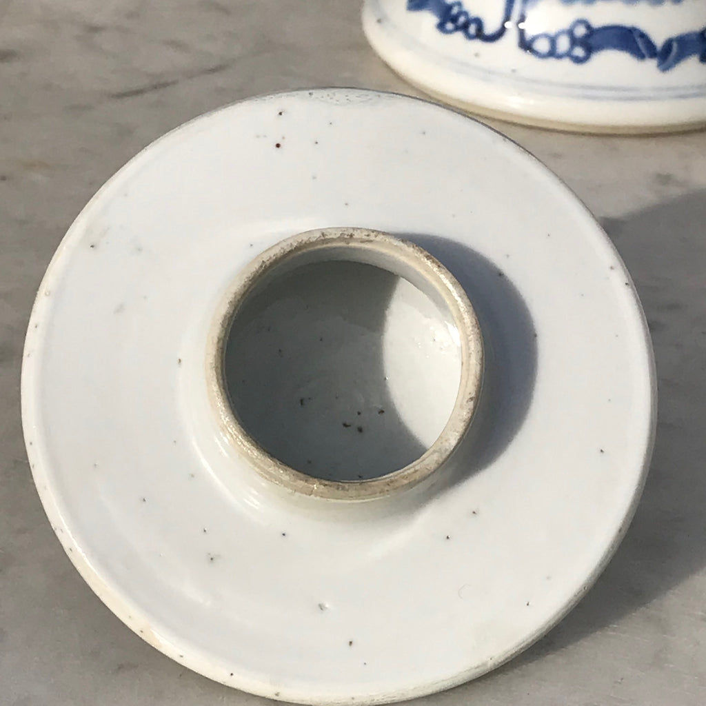 19th Century Chinese Blue & White Baluster Vase & Cover - Lid View - 5