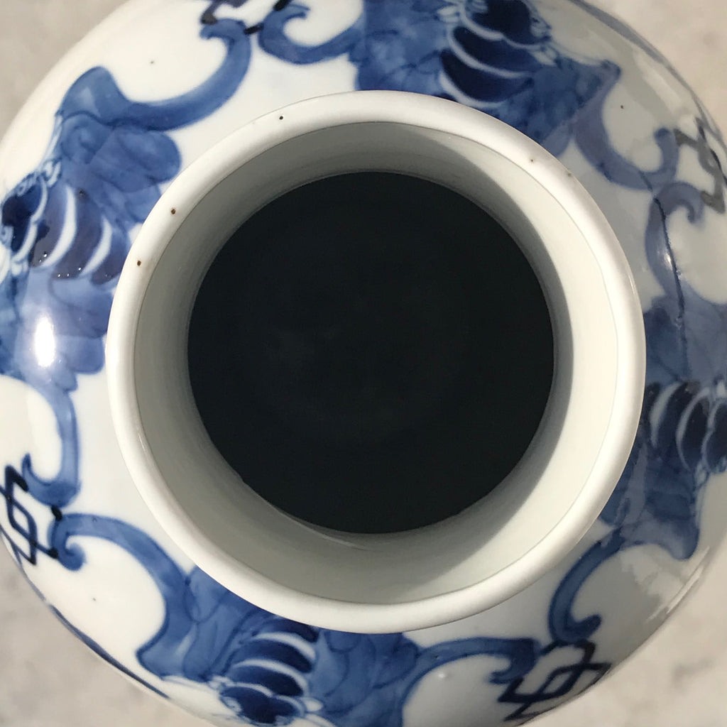 19th Century Chinese Blue & White Baluster Vase & Cover - Detail View - 6
