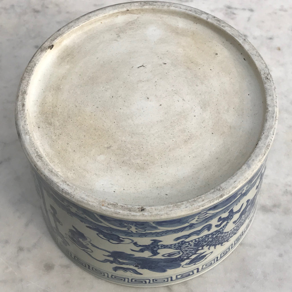 Chinese Blue and White Dragon Jardiniere - Underside View - 6