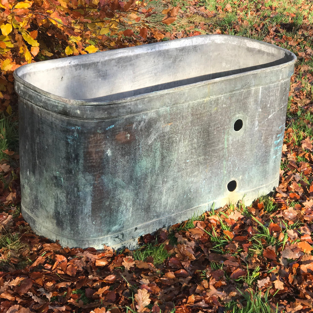 19th Century French Copper Bath - Main View - 4