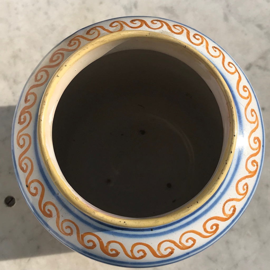 18th Century Italian Tin Glazed Dry Drug Jar - Detail View - 4