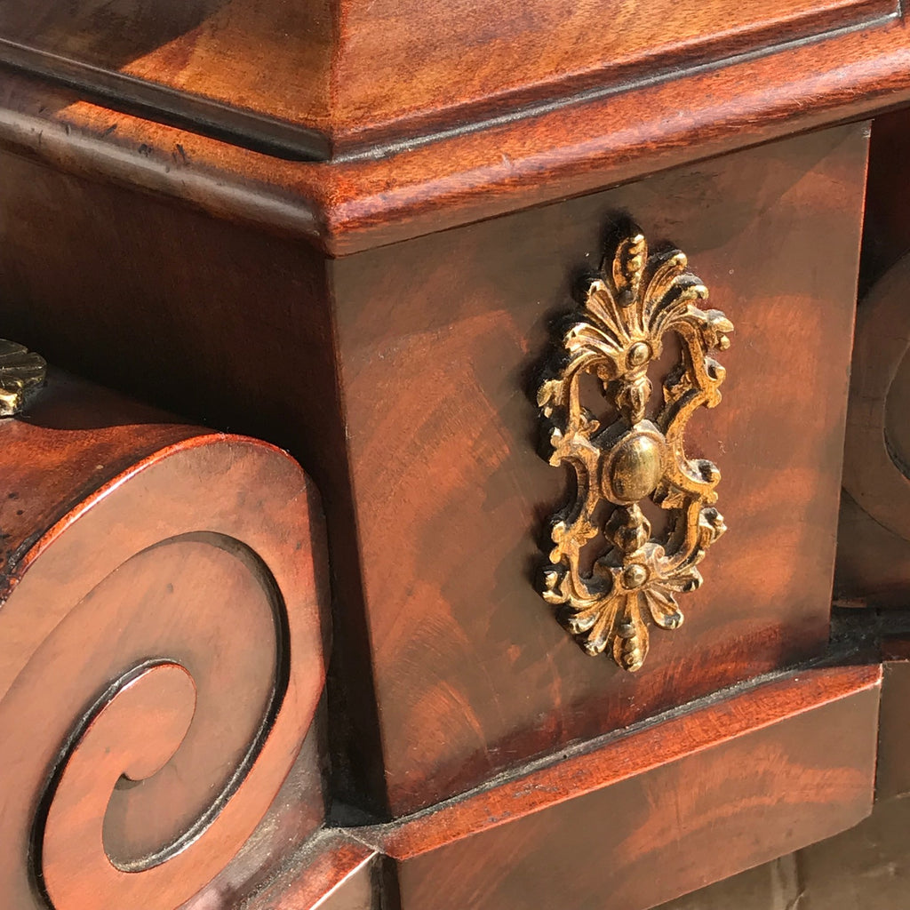 19th Century French Mahogany & Marble Gueridon - Detail View - 7