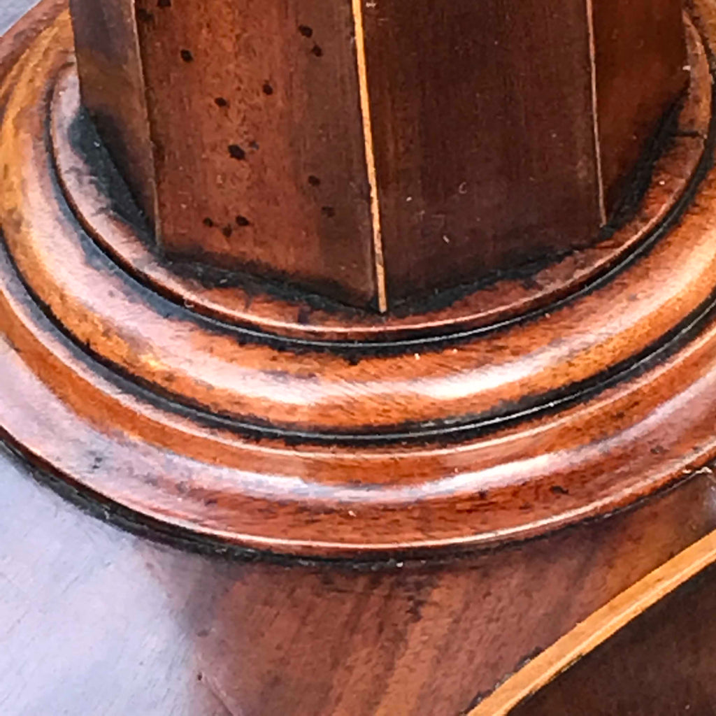 William IV Mahogany Tilt Top Table - Detail View - 4