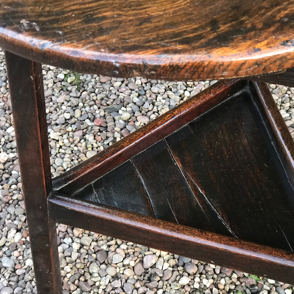 Georgian Oak Cricket Table - Detail View - 4