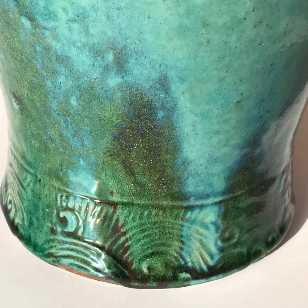 19th Century Chinese Jun Stoneware Vase & Cover - Detail of Base Decoration - 4