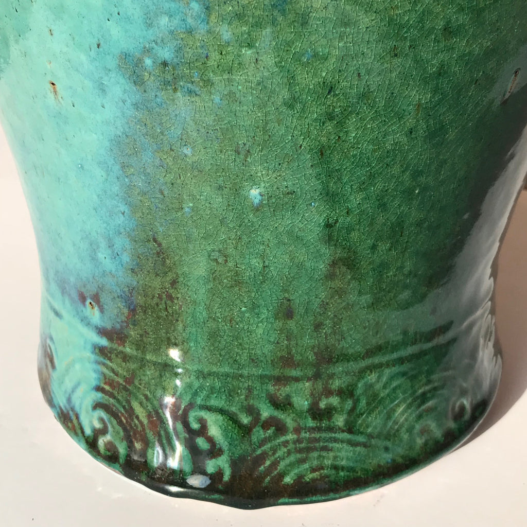 19th Century Chinese Jun Stoneware Vase & Cover - Detail of Base Decoration - 5