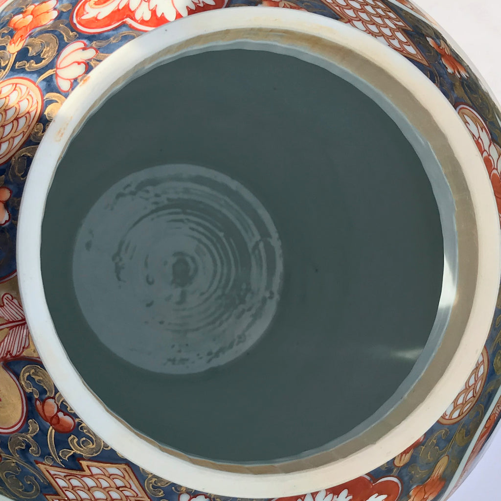 18th Century Imari Vase with Domed Cover