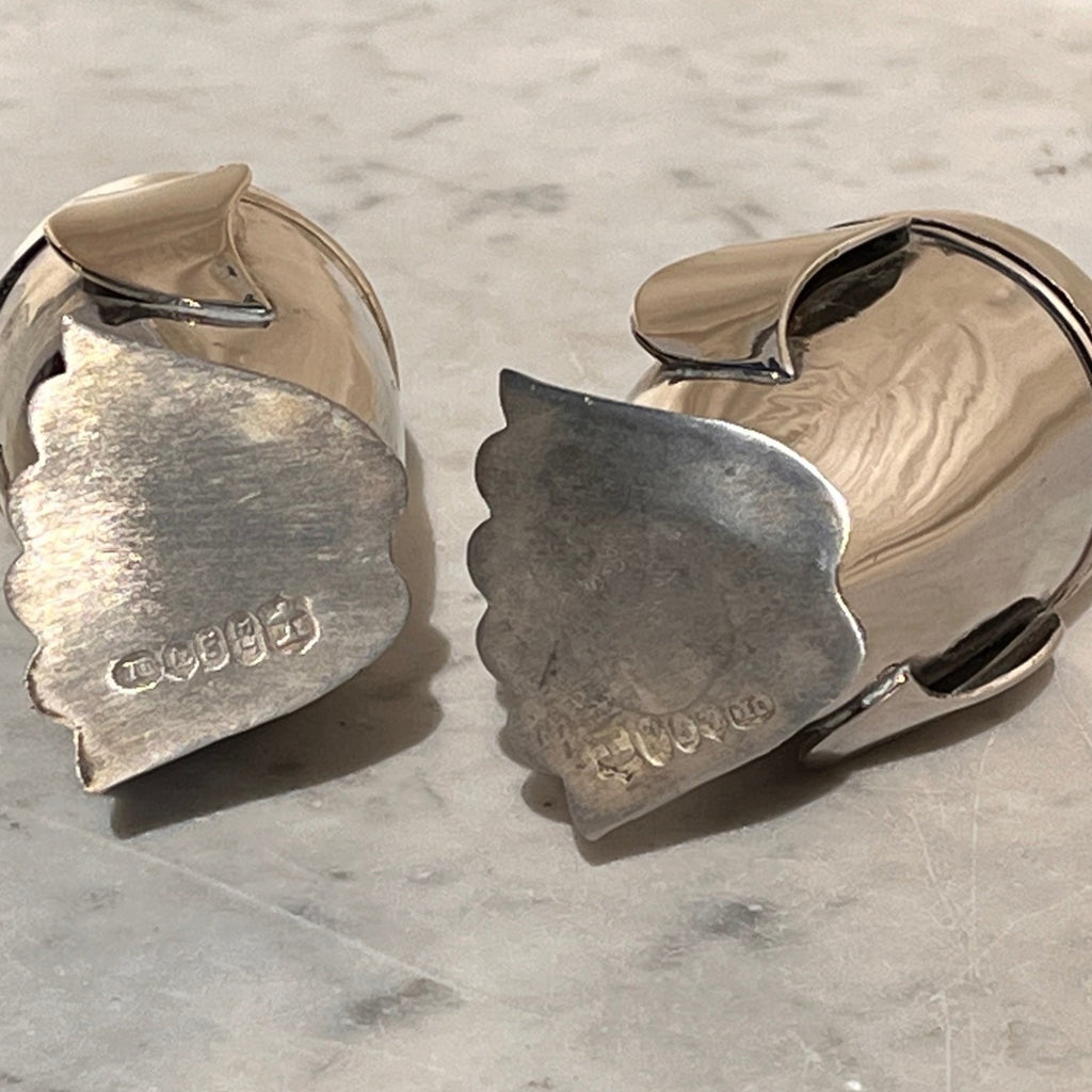 Pair of Silver Plated Penguin Pepperettes by James Deakin & Sons - Detail View - 4