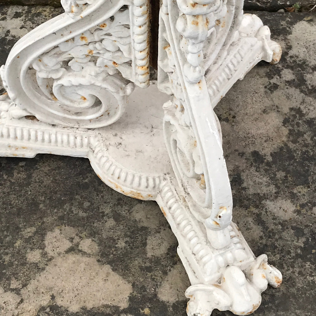 19th Century Cast Iron Garden Table attributed to Coalbrookdale - Detail View - 5