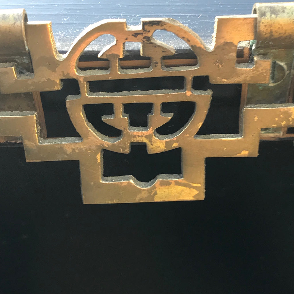 Large 19th Century Chinoiserie Folding Firescreen - Detail View of Hinge - 11