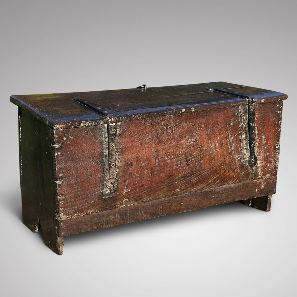 Small 17th Century Oak Coffer - Back View - 2