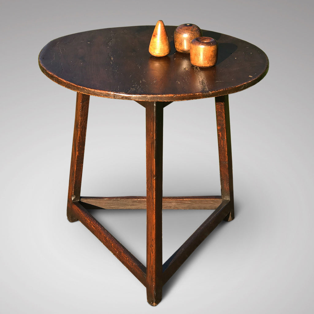 19th century Elm Cricket Table - Main View - 1