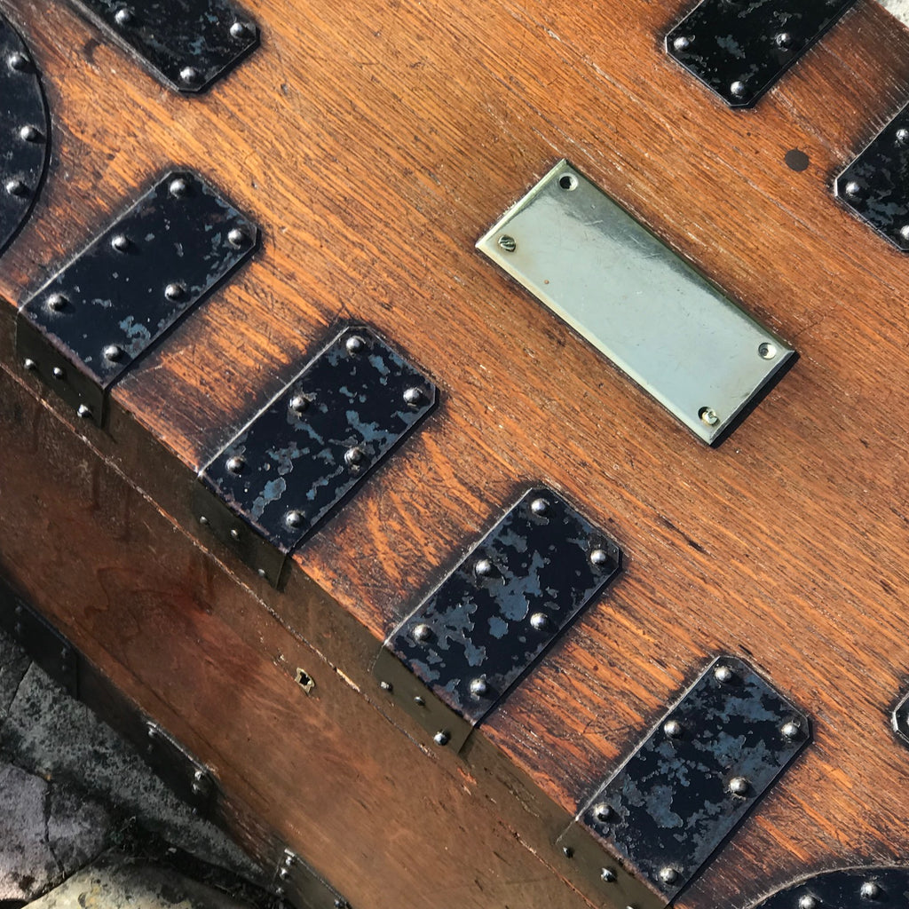 Two 19th Century Oak Silver Chests by Elkington & Co - Top View - 7