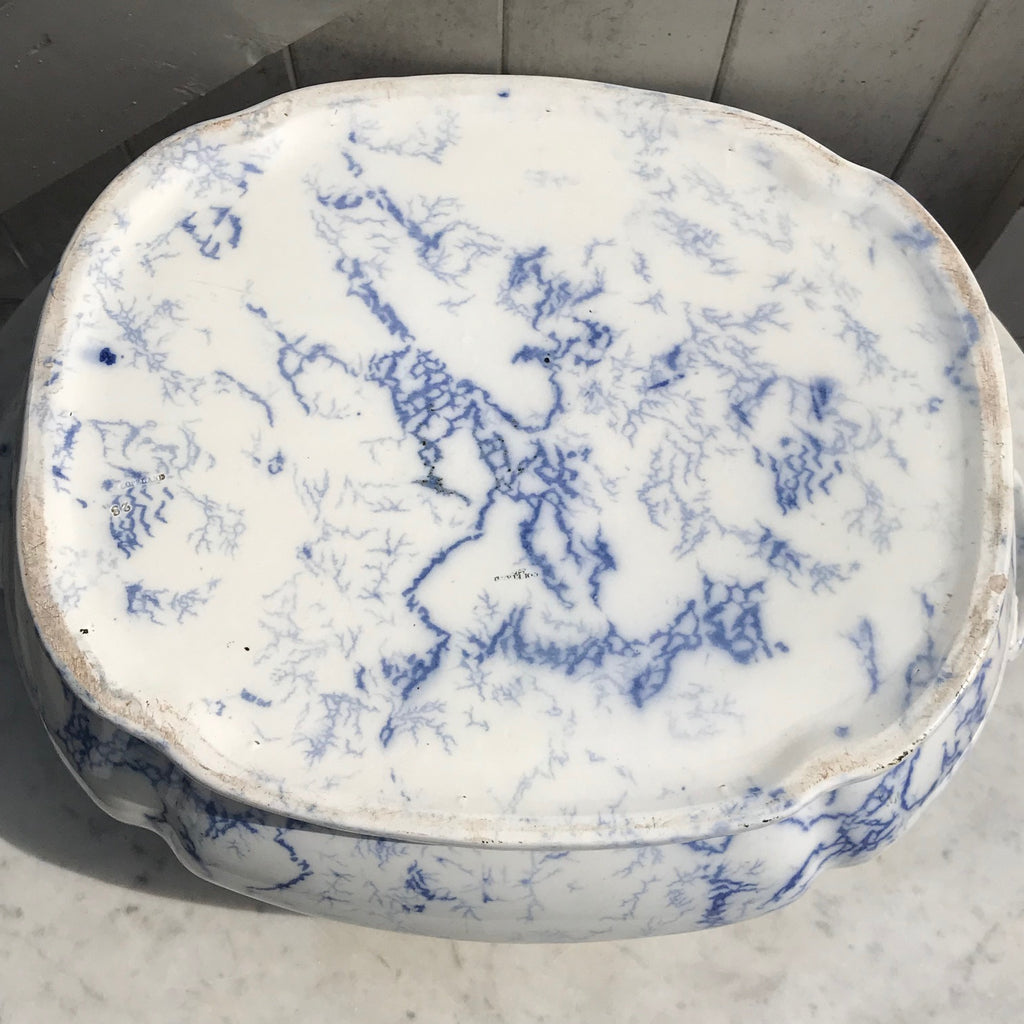 Large 19th Century Copeland Blue & White Footbath - Detail View - 3