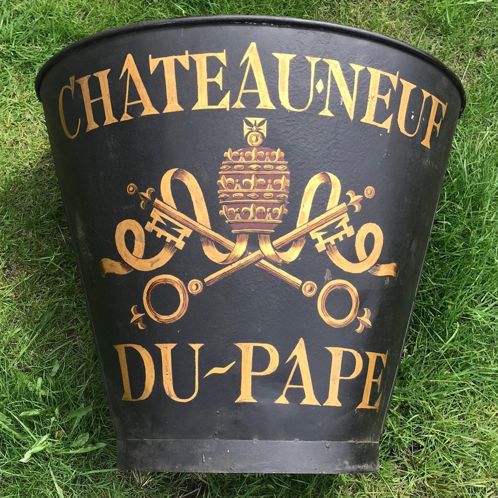 Early 20th Century Grape Hod - Detail View - 4