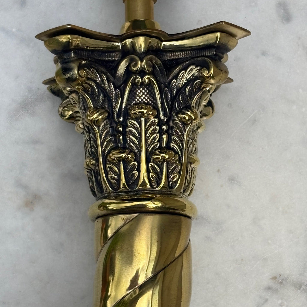 Antique Brass Twisted Column Table Lamp - Detail View of Top - 4