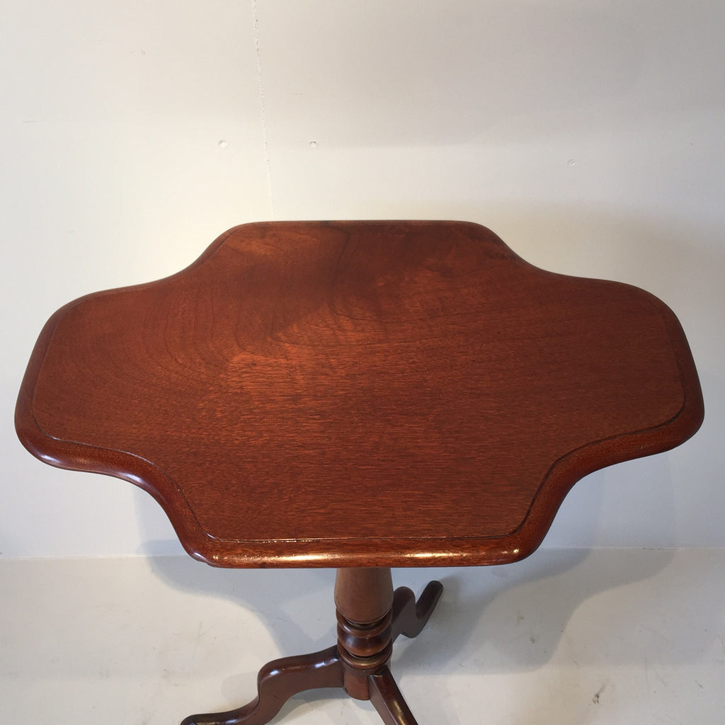 19th Century Mahogany Tilt Top Table - View of Top- 5