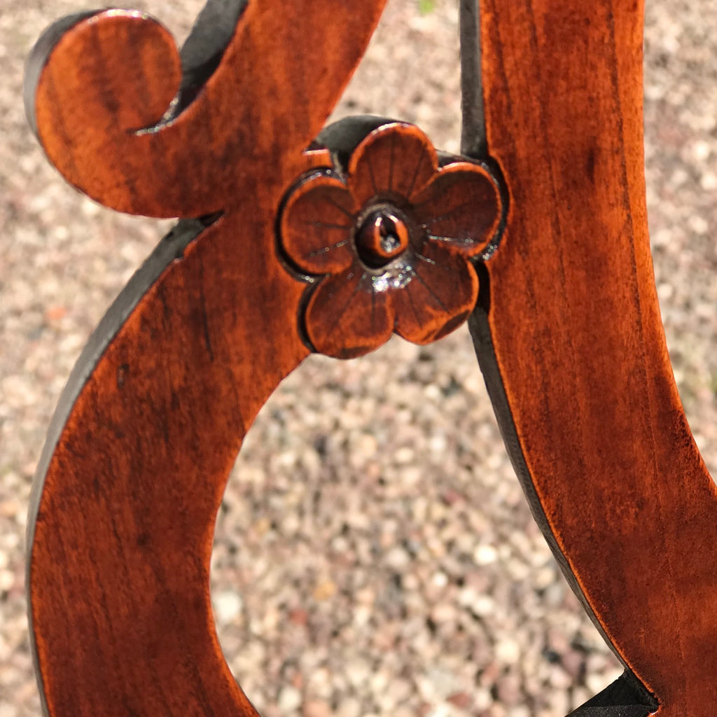 18th Century Cherry Wood Armchair - Detail View - 7