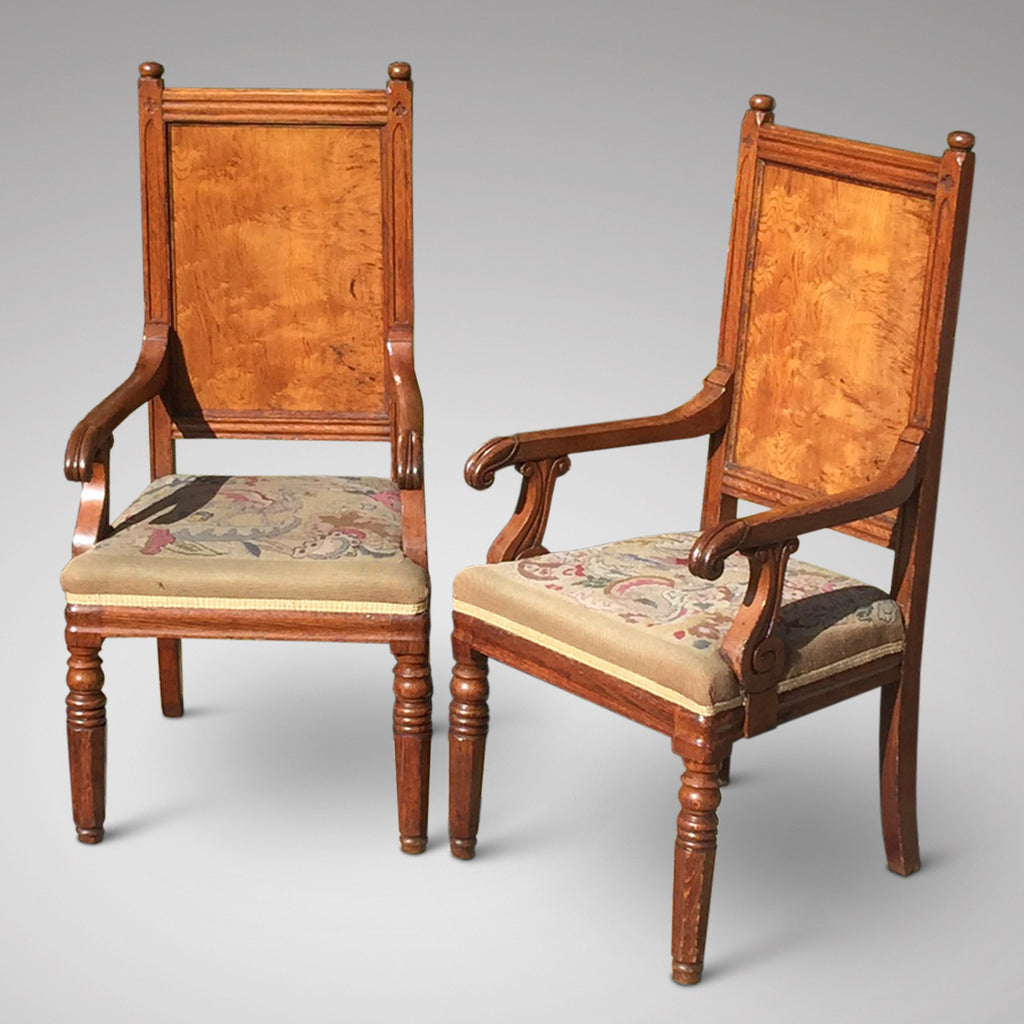 Pair of Oak Arts & Crafts Armchairs - Front & side view - 1