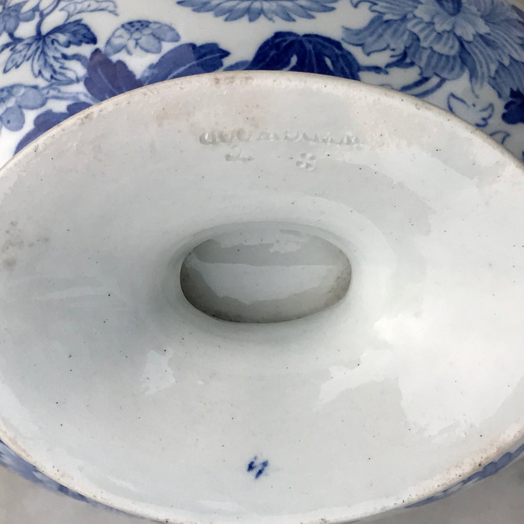 19th Century Wedgwood Sauce Tureen - Detail View of Imprest Mark - 10
