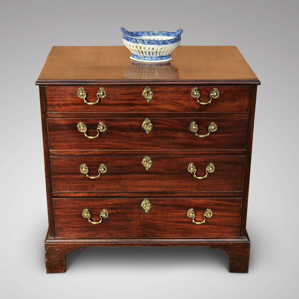 Georgian Blue & White Chestnut Basket