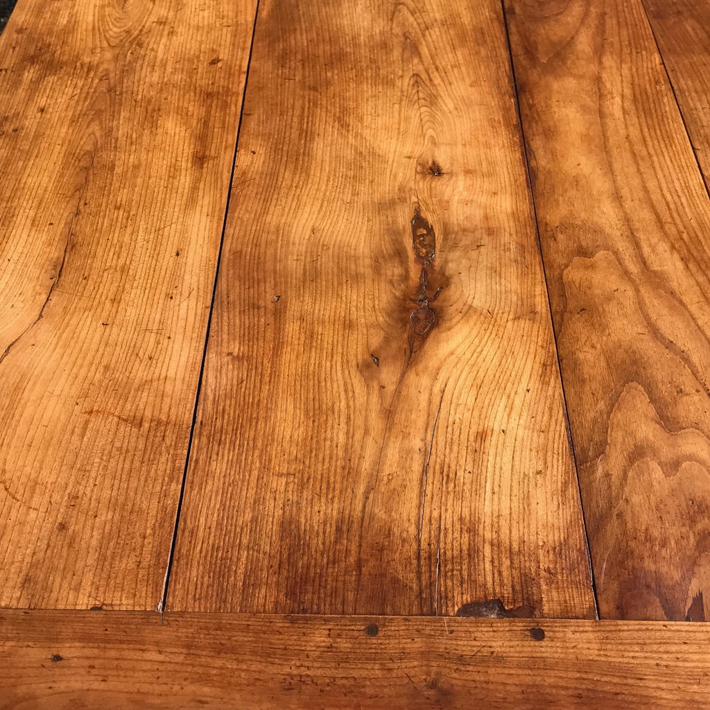 19th Century Fruitwood Dining Table - Detail of Plank Top - 6