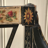 An Exceptional Pair of Regency Painted Chairs - Painted Detail - 4