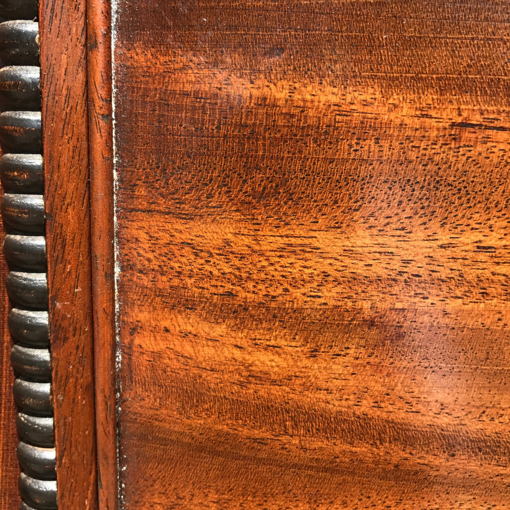 William IV Mahogany Bow Front Chest of Drawers - Detail View - 4