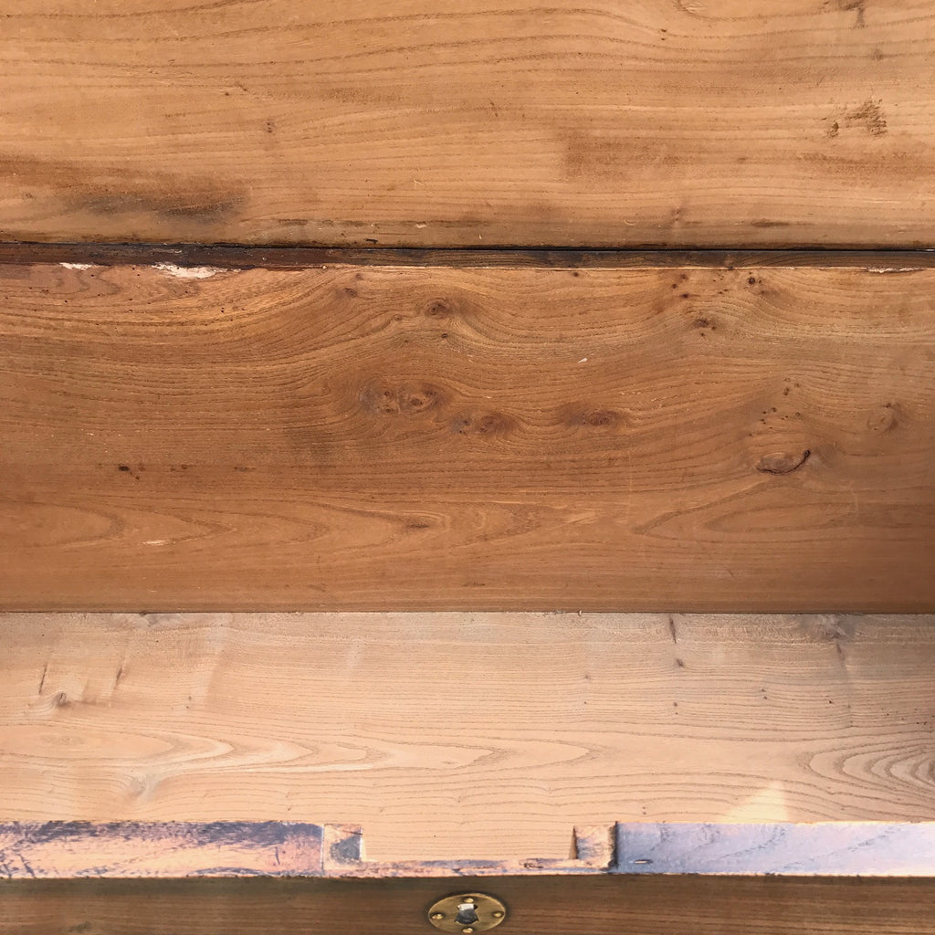 19th Century Elm Coffer - Inside View - 4