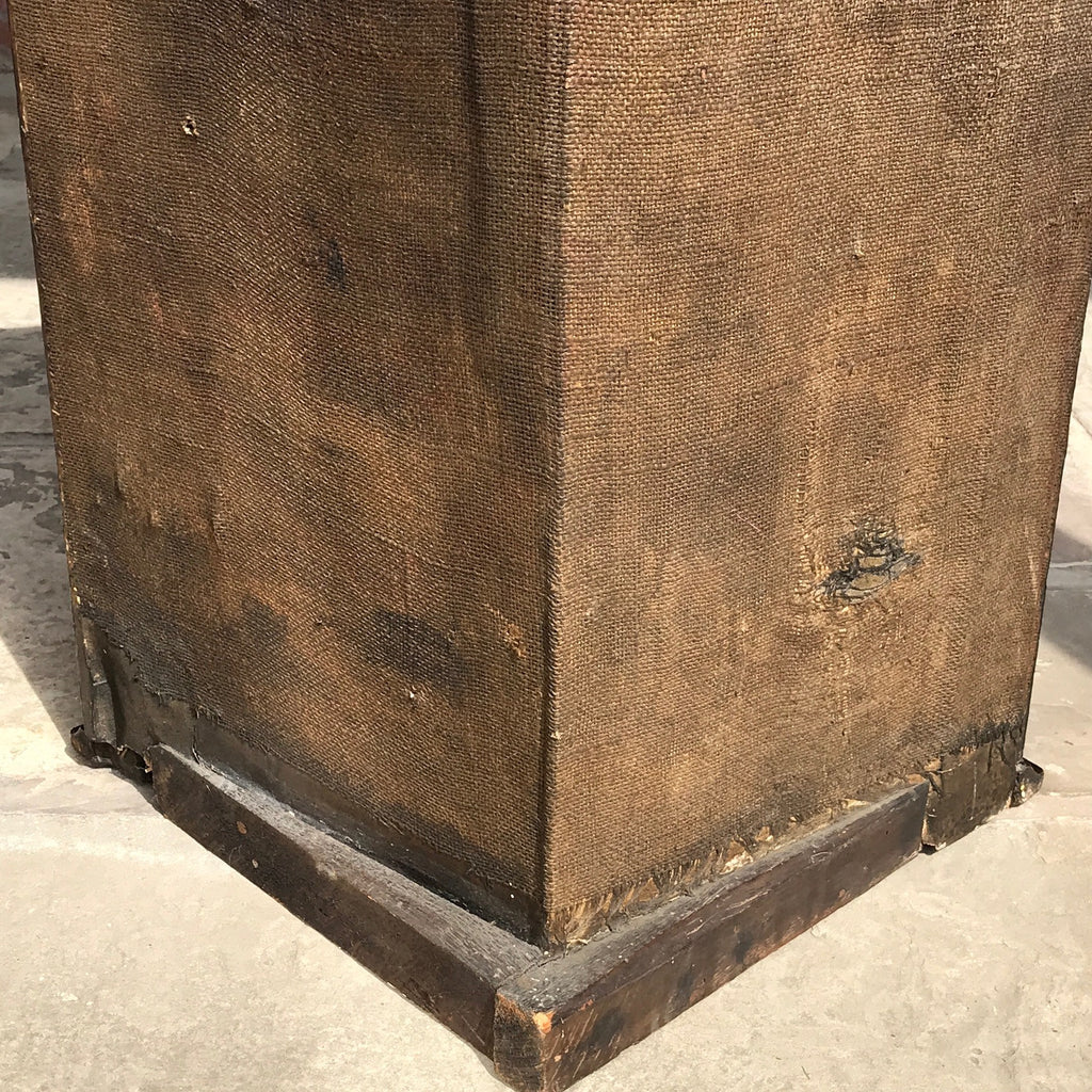 18th Century Chinoiserie Japanned Corner Cupboard - Detail View Back - 10