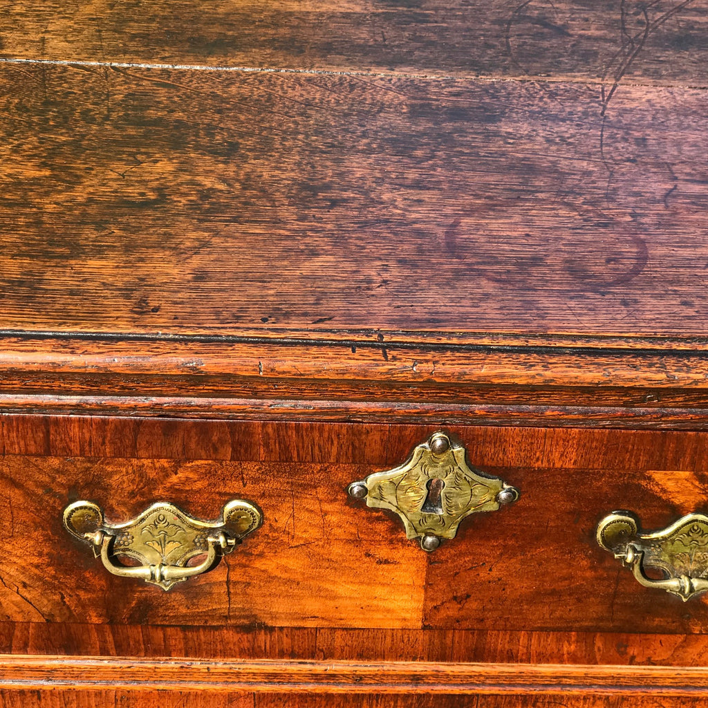 Early 18th Century Oak & Walnut Chest of Drawers - Top & Drawer Detail - 5